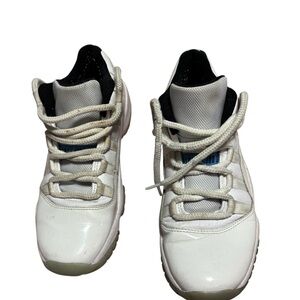 Nike Air Jordan 11s Low Legend Blue Size 6.5 Y